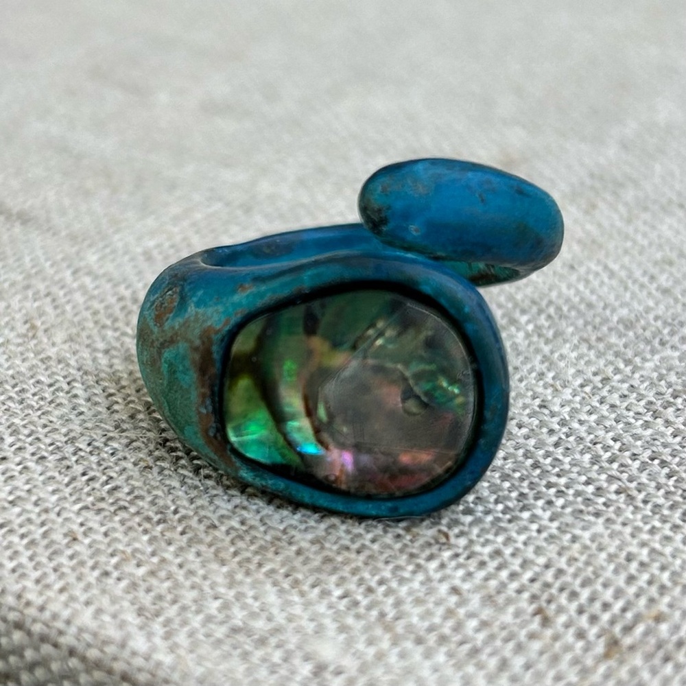 Robert Lee Morris Ring Faceted Iridescent Stone Patina Band NEW Sz 7.5 - Picture 9 of 9
